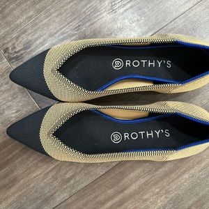 Rothy’s The Point flat, tan/black, 9.5